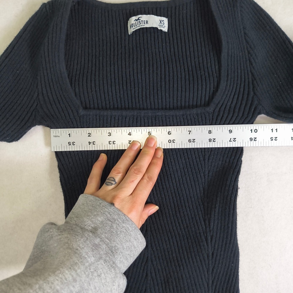 Hollister Women Navy Blue Ribbed Square Neck Bell Sleeve Knit Top XS Slim Fit - Picture 6 of 9